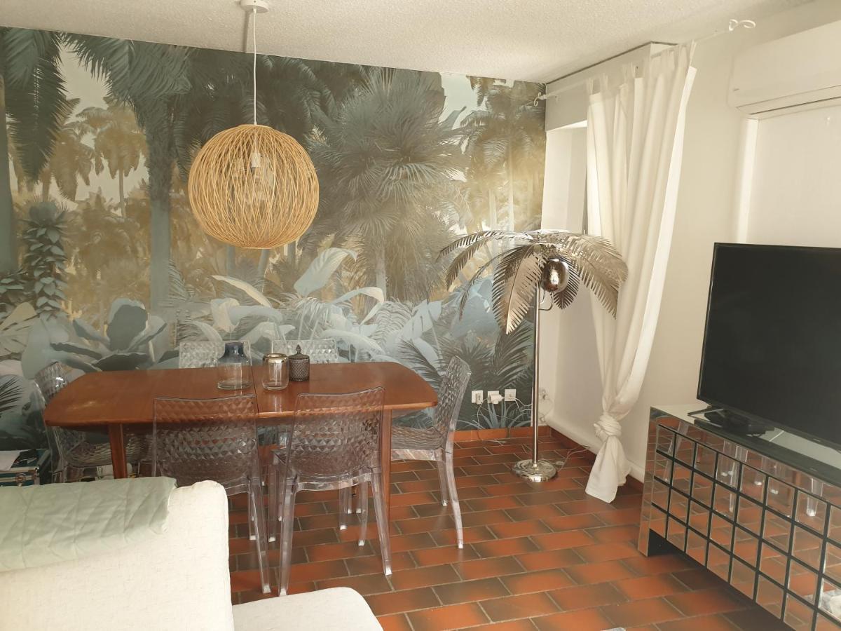 Appartement Spacieux Avec Jardin Coeur De St Tropez 圣特罗佩 外观 照片